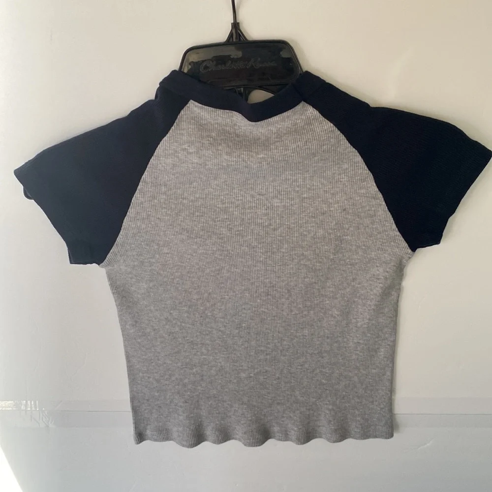 Brandy Melville Gray Blue Crop Top One Size - Picture 2 of 3